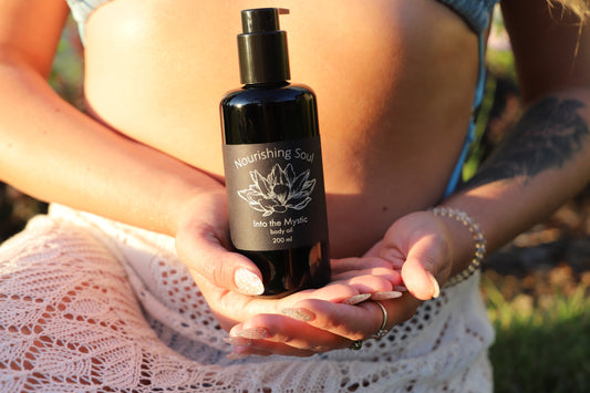 Into the Mystic body oil